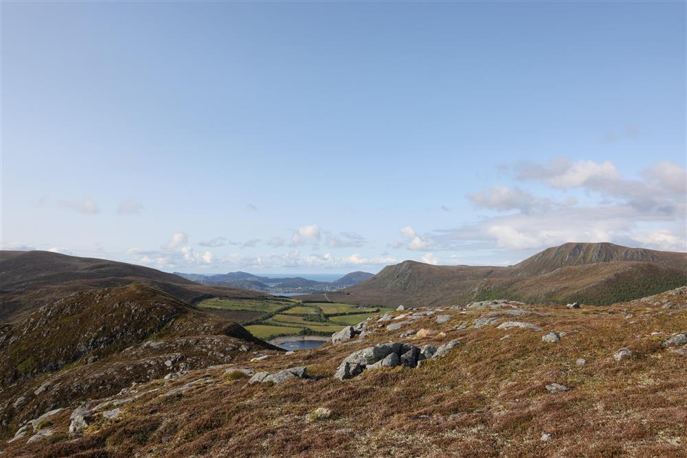 Utsikt frå Klovevatn - Klikk for stort bilete